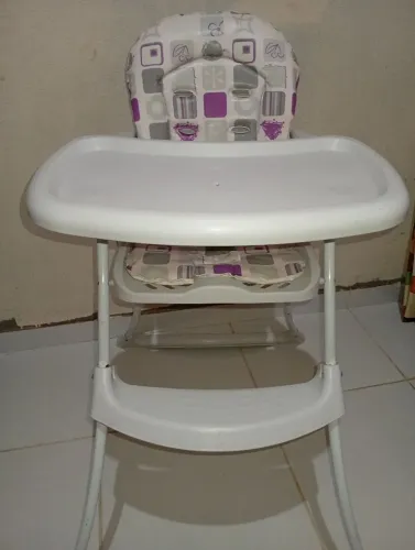 VENDE-SE cadeira de alimentação para bebê!