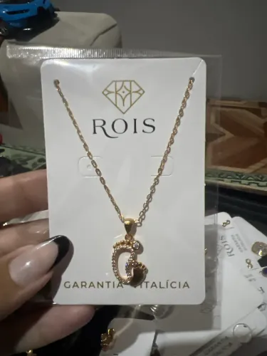 Lindo colar de ótima qualidade semi joia