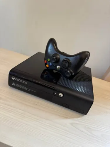 Xbox 360 Super Slim *aceito cartão*