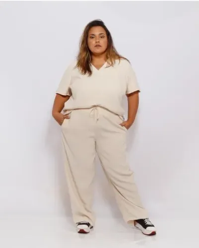 Kit com lote de roupas femininas (12)