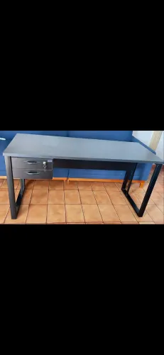 Mesa de estudo/escritorio