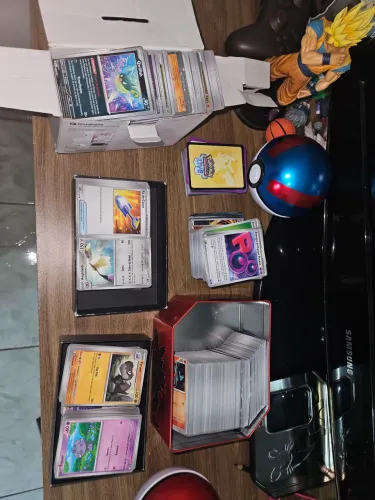 Bulk pokemon +1000 cartas