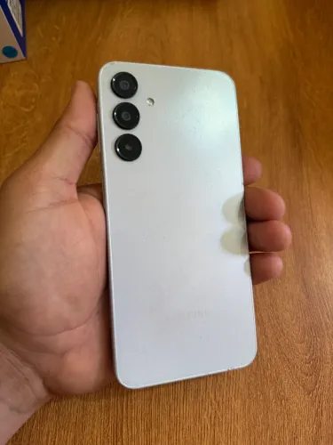 Samsung galaxy a16