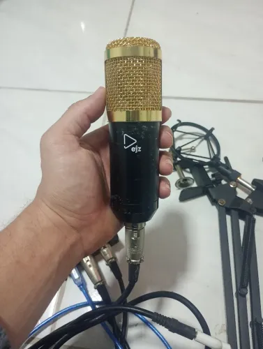 Microfone EJZ BM-800 + Phantom Power - R$ 120