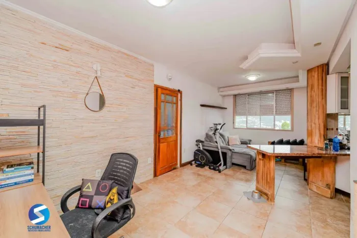 Apartamento 2 dorms, altar alto, 1 vaga de garagem coberta, à venda Rua Catumbi, Medianeir
