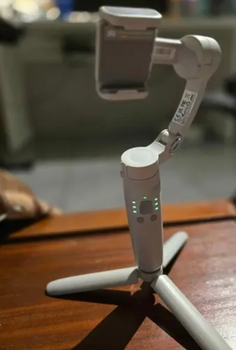 Estabilizador gimbal celular m01