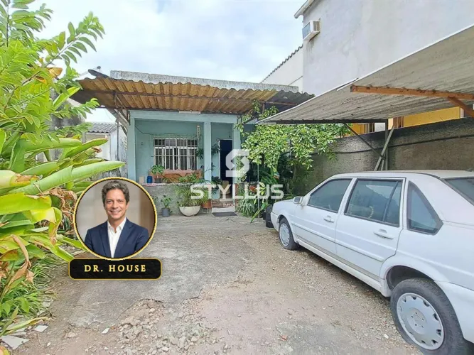 Casa Linear com Piscina e 2 Vagas em Abolição! M27T