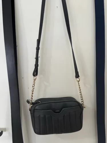 Bolsa de couro arredo