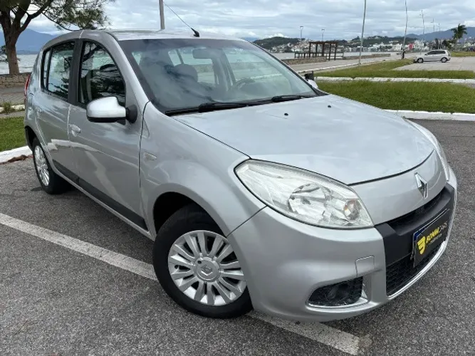Renault Sandero Privilège Hi-flex 1.6 8V 5P 2012