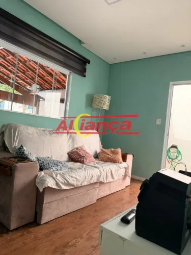 CASA COM 4 DORMITÓRIOS SENDO 1 SUÍTE E COM 80m²- JARDIM COCAIA - R$ 3.233,34 !!