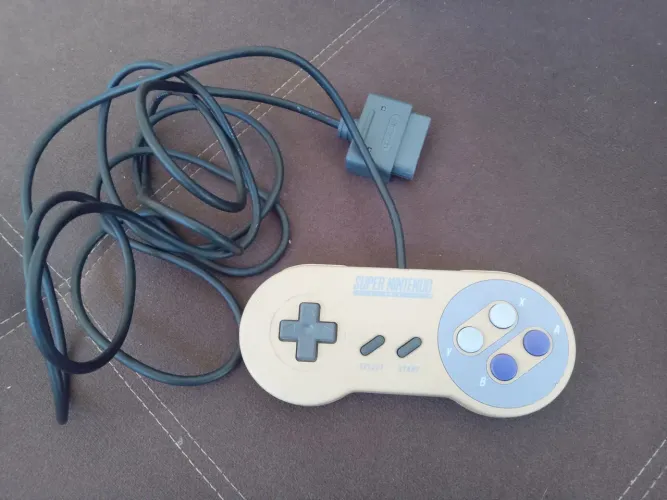 Controle Super Nintendo
