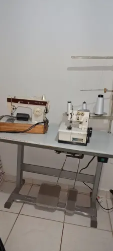 Maquina galoneira e singer doméstica