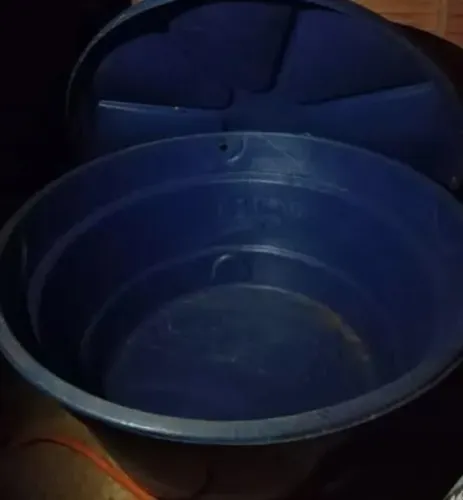 Caixa de água de 1000 litros 