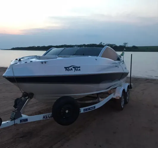 Lancha focker 205