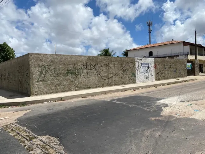 Terreno para venda no bairro Serrinha - Fortaleza CE