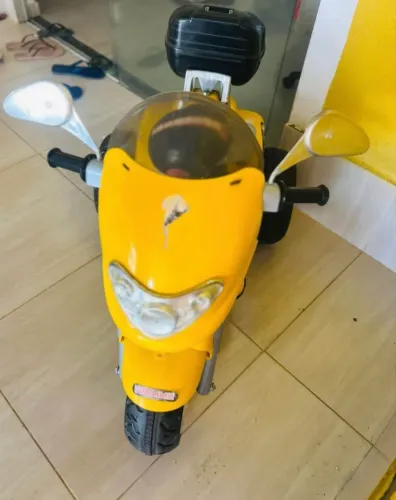 Moto Elétrica até 35kg - Excelente estado de conservação.