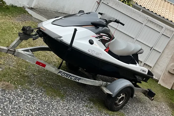 Jet ski pouco uso com carreta rodoviária