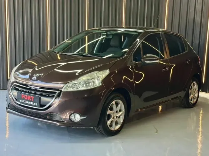 Peugeot 208 Active 1.2 Flex 12V 5P Mec. 2014
