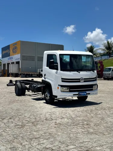 VW 6.160 2019 - no chassis - Via Truck 
