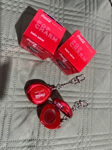 Vendo Balm labial coca coca Bruna tavares