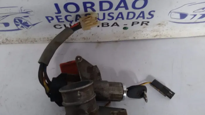 Cilindro de ignição Ford Escort hobby 95