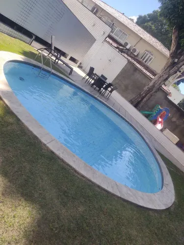 Hugo piscineiro temos limpeza aparti de 80 reais