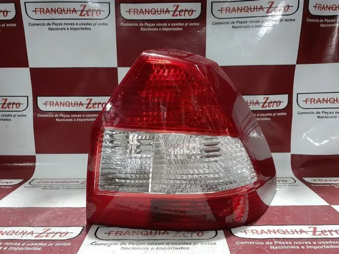 Lanterna traseira direita Fiesta até 2003 Sedam original