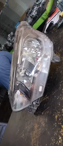 Farol Fiat Argo