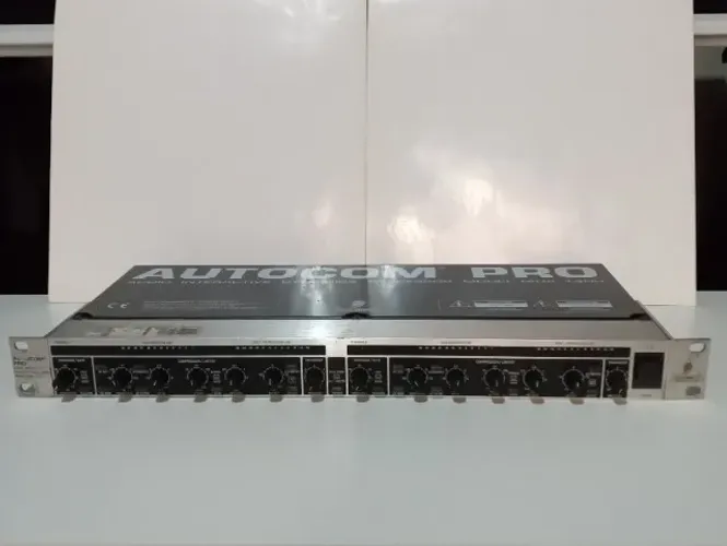 Behringer Autocom Pro Mdx 1400