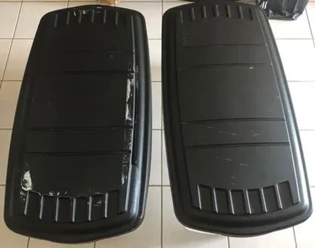 Baús grandes de plástico com tampa