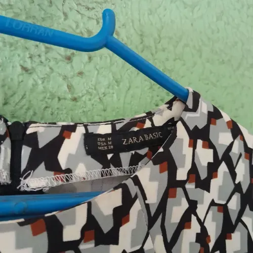 Vestido Zara