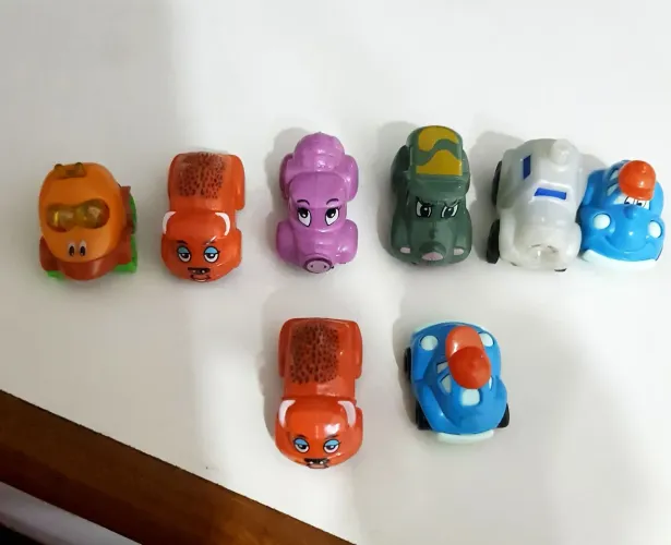 KINDER OVO coleção DE CARROS ANTIGOS 