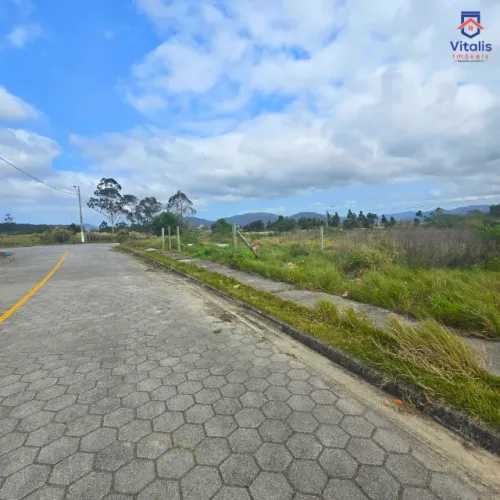 Terreno á venda no loteamento Bosque Imbituba -SC