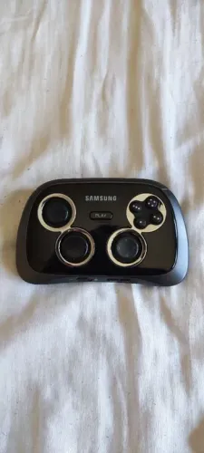 Samsung Smartphone GamePad
