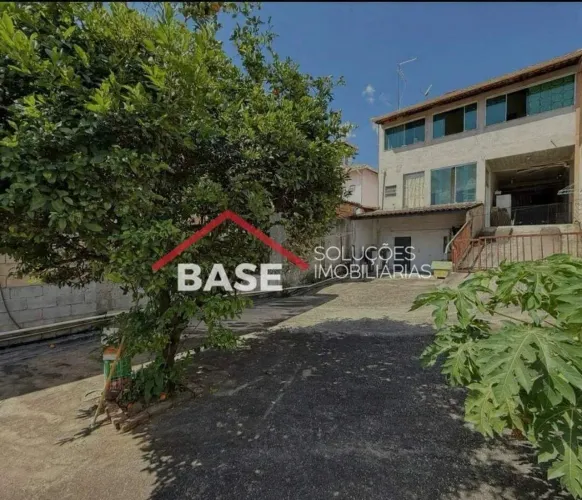 Casa à Venda - Bairro Colonial, Contagem