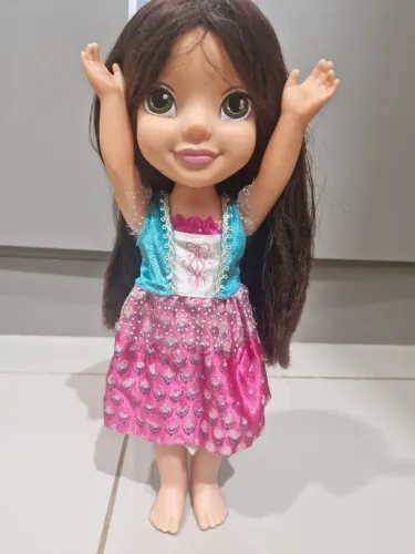 Boneca  princesa Disney- Perfeita para brincar!