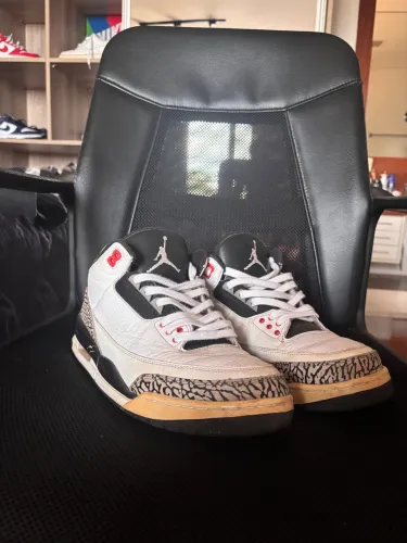 Air Jordan 3 Retro Infrared 23