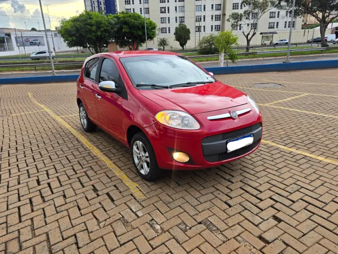 Fiat Palio Essence Automático 1.6 Flex 