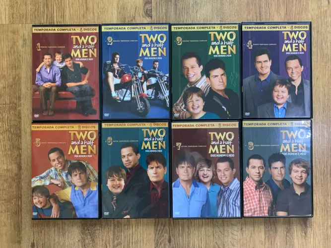 Oito temporadas completas da série two and a half man em dvd