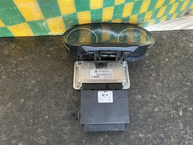 Kit code injeção eletrônica vw spacefox 2013 1.6 032906032br sem chave