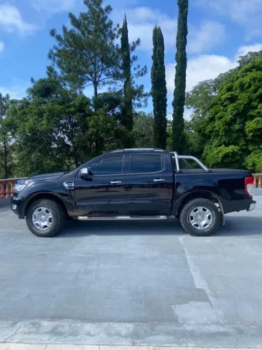 Ranger xlt  2017 kit gás e pneus novos 