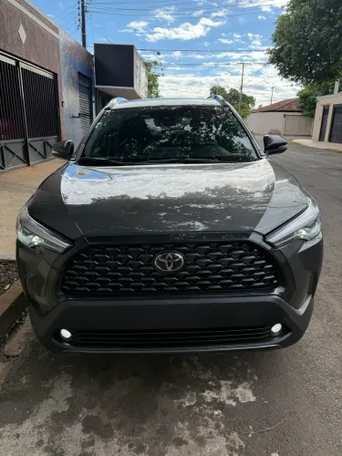 Corolla Cross XRE 24/24 único dono 