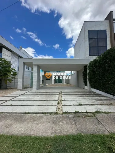 Casa Duplex em Condomínio no Eusébio com 429m²
