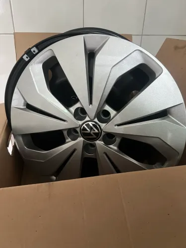 Rodas e calotas t-Cross Aro 16