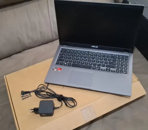 Notebook Asus, AMD Ryzen 5-3500U, SSD 256, 15'6, Radeon Vega 8