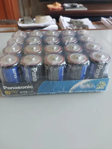 Bandeja ou Kit com 20 PILHAS Panasonic Tamanho D. Novas. 