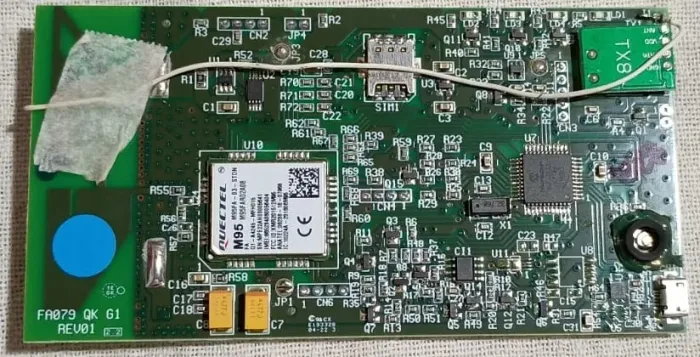 RASTREADOR VEICULAR QK TR V10.26 - SLOT PARA CHIP SIM