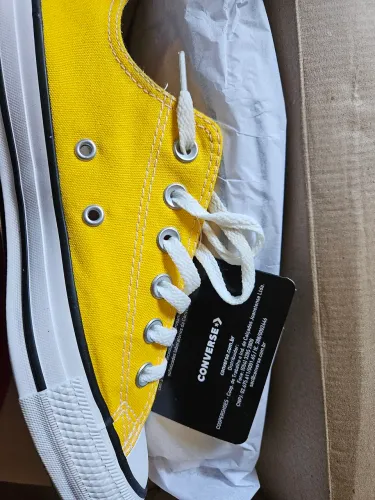 All star amarelo n° 39