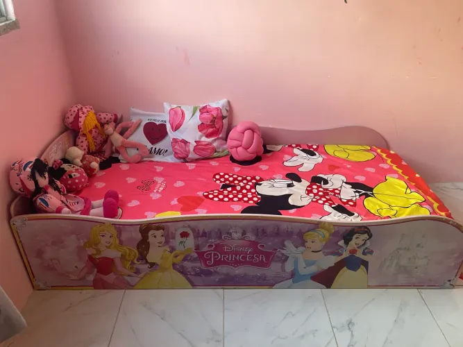 Cama infantil menina