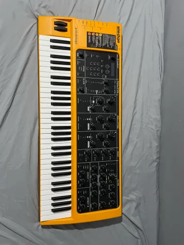 Studiologic Sledge rev 2.0